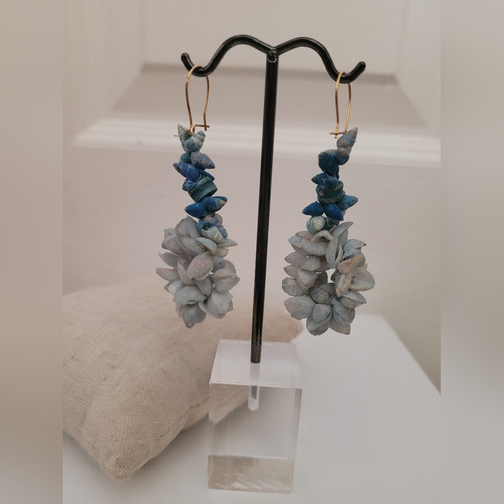 Handcrafted Shell drop earrings - Picture 2 of 6